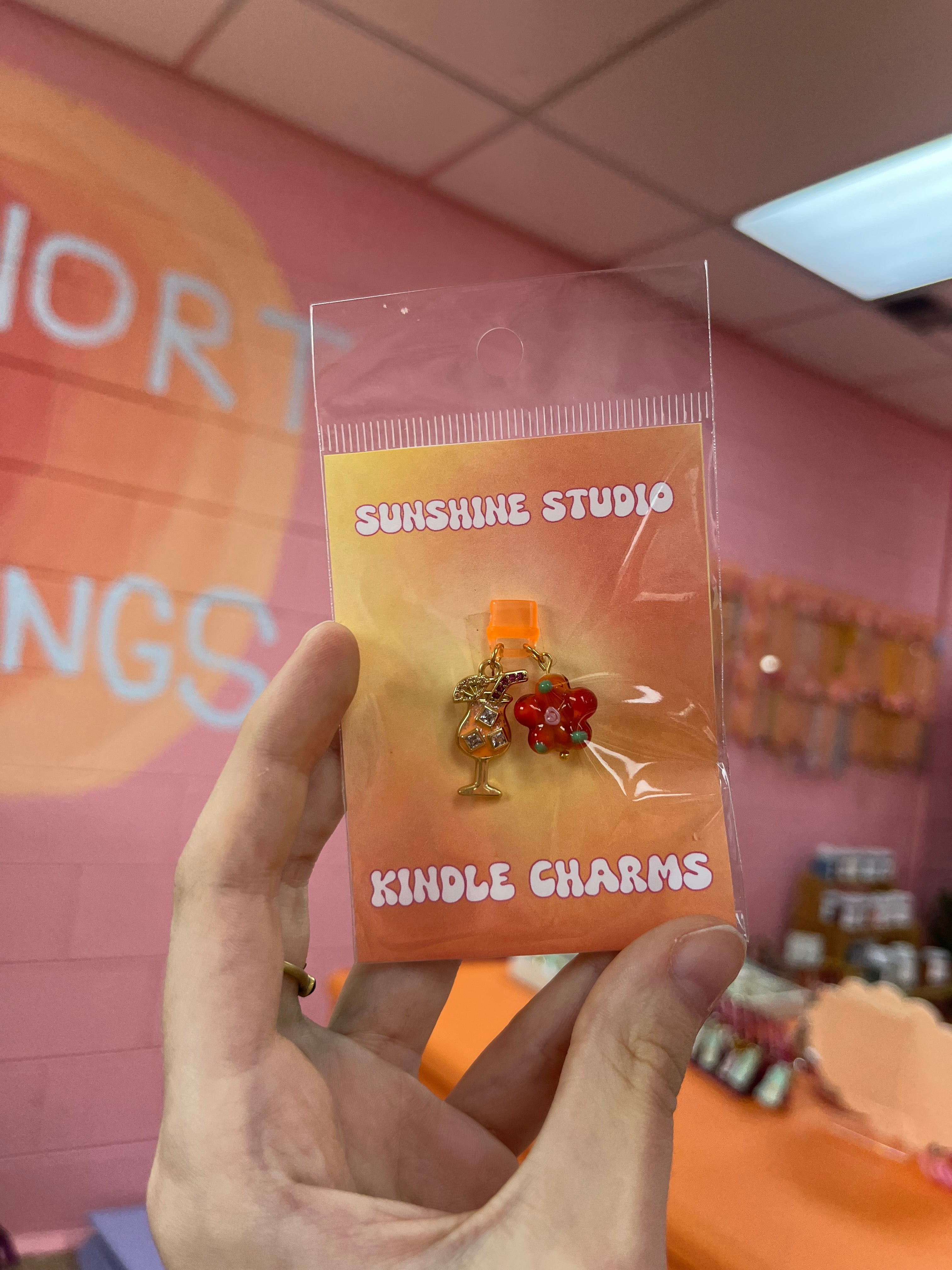 Tropical Vibes Kindle Charm